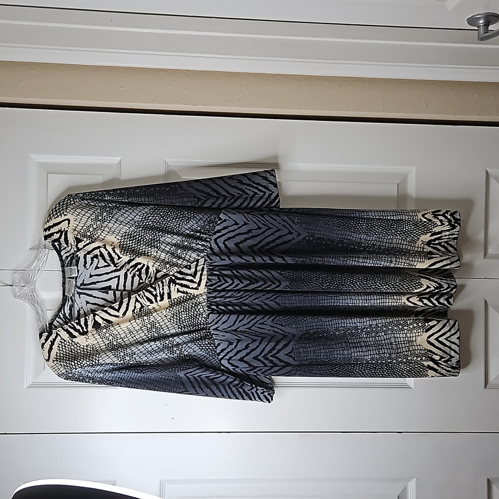 Chico's Half Sleeve Beige Gray Black Print Sz 2